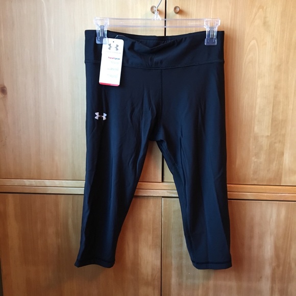 Under Armour Pants - Under armour capris NWT